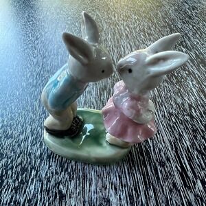 Vintage Albert Kessler figurine of two bunnies
